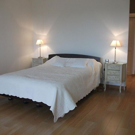 Camelia Rouge Bed and Breakfast Granville Exteriör bild